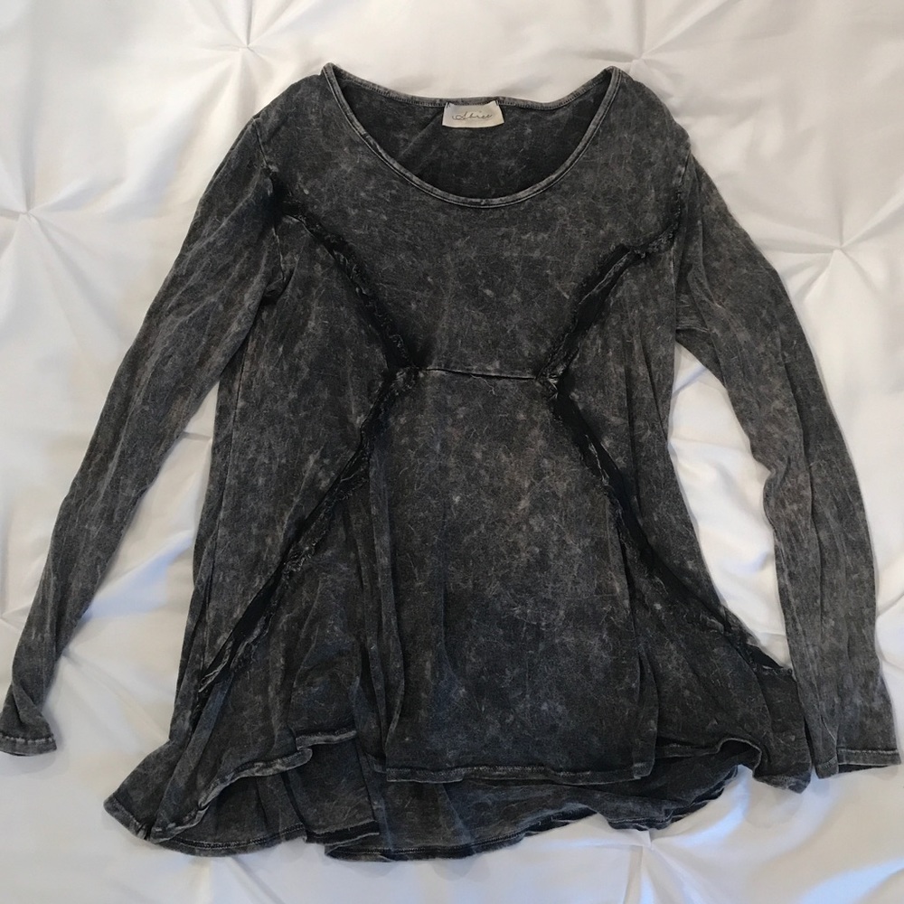 Long sleeve t-shirt